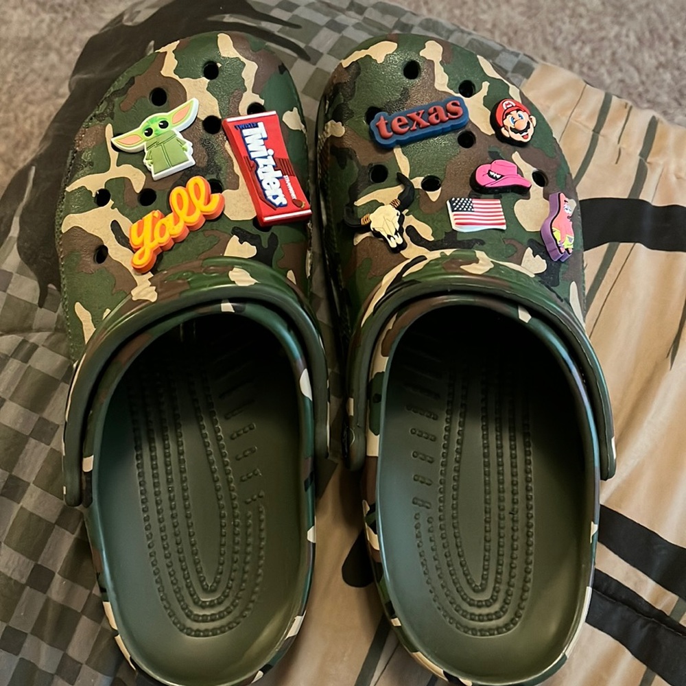 Crocs